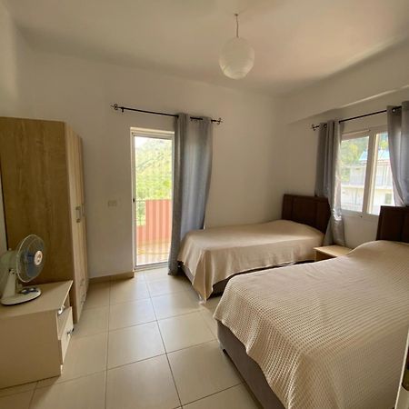 Gkiko'S Guest House เคพาโร ภายนอก รูปภาพ