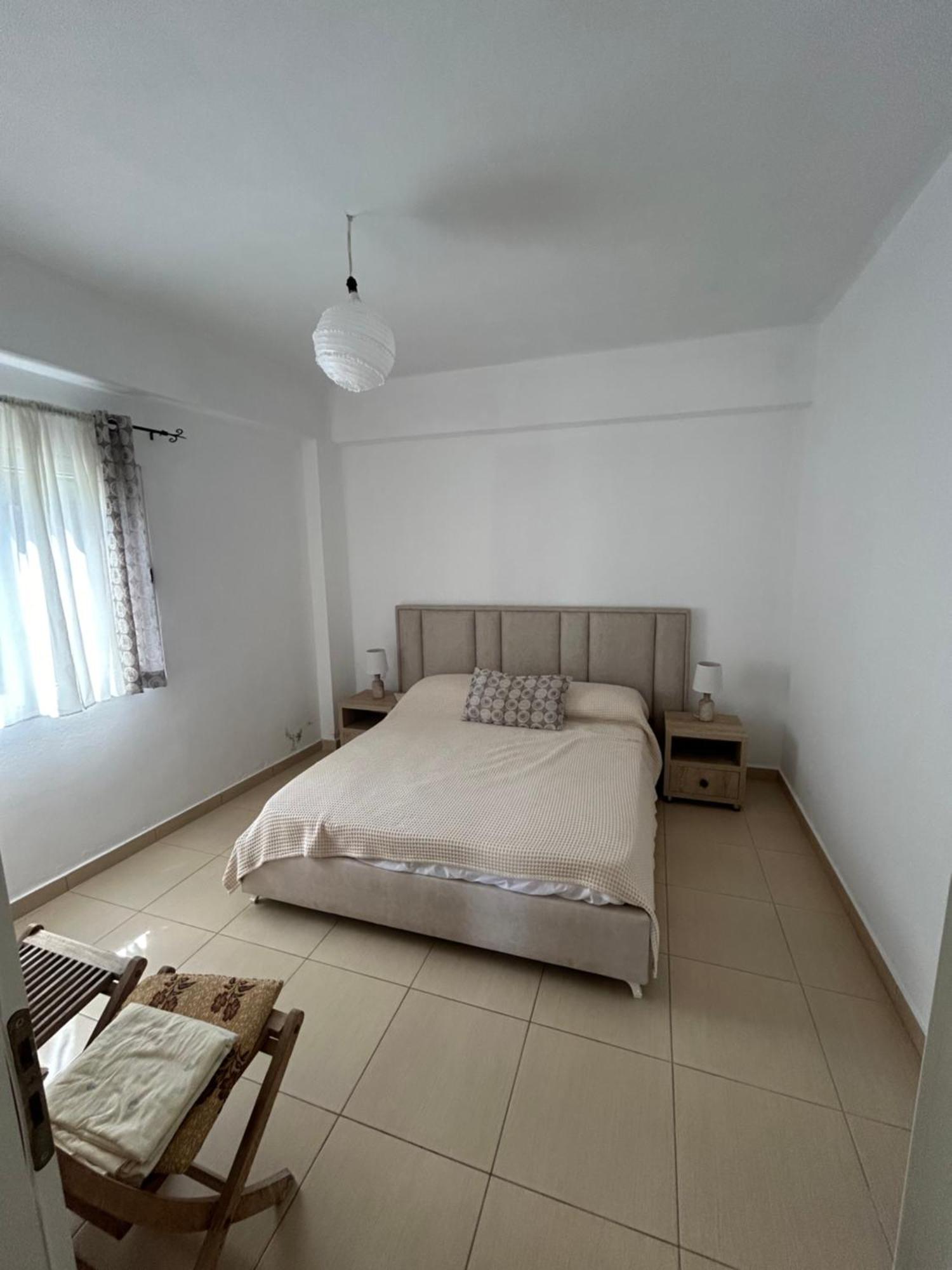 Gkiko'S Guest House เคพาโร ภายนอก รูปภาพ